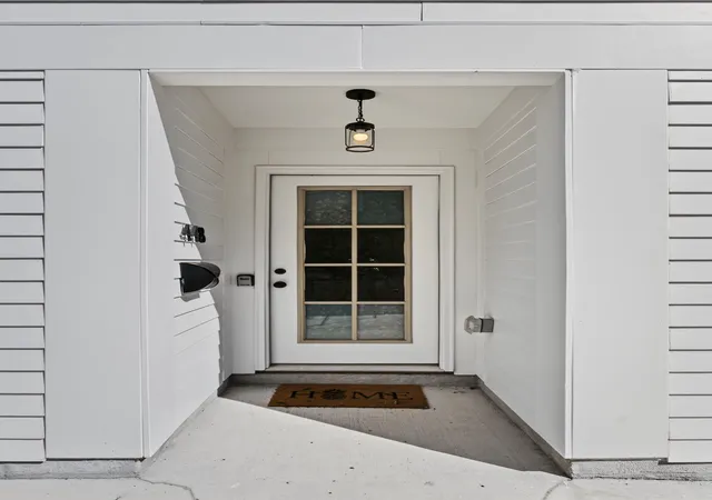 Photo 2 of Single family home for sale at 448 Stanley St #446, Frankfort, KY 40601 | MLS# 26026524 | Listing updated on 2026-10-13