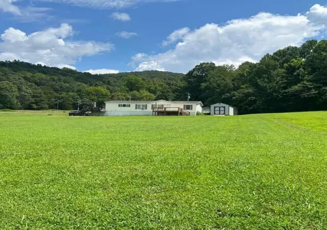 Photo 1 of Single family home for sale at 963 Sugar Valley Rd, Albany, KY 42602 | MLS# 26024919 | Listing updated on 2026-10-01