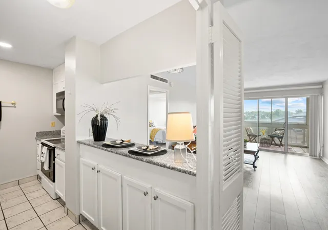 Photo 3 of Condo for sale at 2121 Nicholasville Rd #503, Lexington, KY 40503 | MLS# 26024928 | Listing updated on 2026-09-23