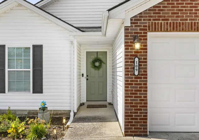 Photo 3 of Sale Pending at 109 Erica Dr, Georgetown, KY 40324 | MLS# 26025126 | Listing updated on 2026-10-13