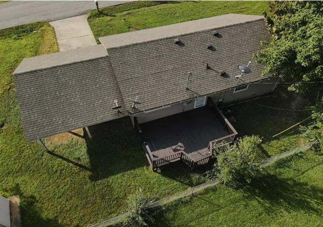 Photo 3 of Single family home for sale at 3007 Huckshold Dr, Madisonville, KY 42431 | MLS# 26024982 | Listing updated on 2026-09-16