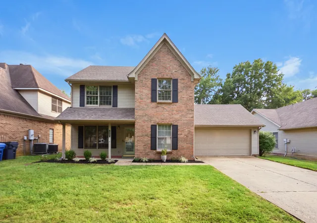 Single family home for sale at 464 Amberley Dr, Lexington, KY 40515 | MLS# 26025212