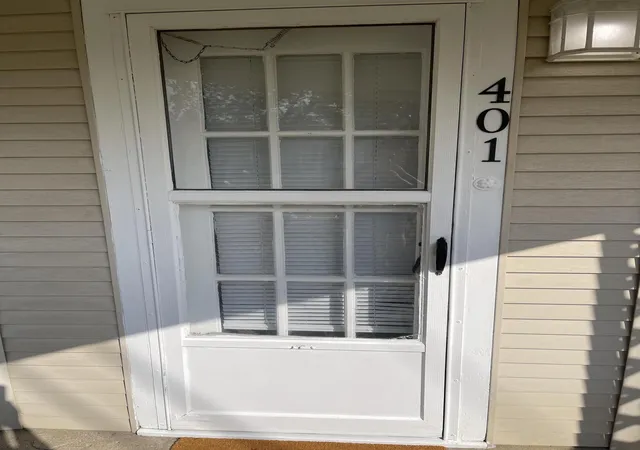 Photo 4 of Sale Pending at 401 E Adair St, Owenton, KY 40359 | MLS# 26025071 | Listing updated on 2026-09-15