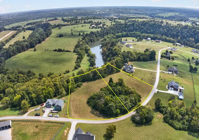 Land for sale at 350 Meadow Lake Dr, Lancaster, KY 40444 | MLS# 26025152