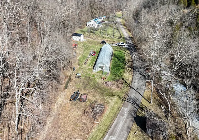 Photo 4 of Single family home for sale at 248 Sulphur Lick Rd, Frankfort, KY 40601 | MLS# 26024978 | Listing updated on 2026-09-10