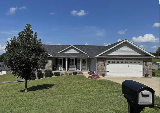 Single family home for sale at 2409 Rooks Branch Rd, Keavy, KY 40737 | MLS# 26024989