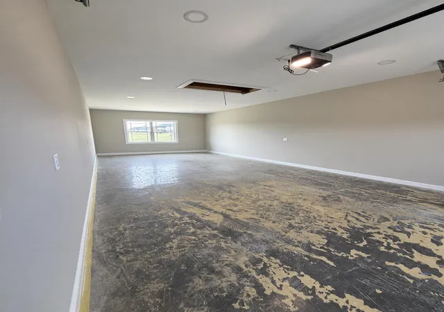 Photo 17 of Sale Pending at 116 Sam Crockett Overlook Dr, Somerset, KY 42503 | MLS# 26024995 | Listing updated on 2026-09-11