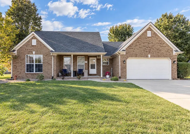 Photo 1 of Sale Pending at 748 Eureka Dr, Versailles, KY 40383 | MLS# 26025077 | Listing updated on 2026-10-13