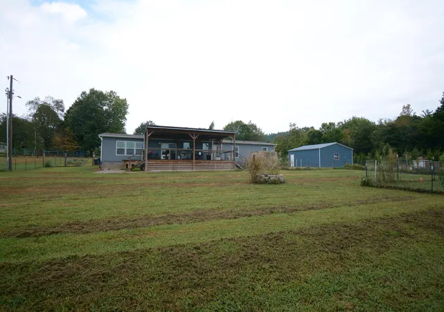 Photo 2 of Single family home for sale at 18 Aderholt Rd, Bronston, KY 42518 | MLS# 26025008 | Listing updated on 2026-09-12