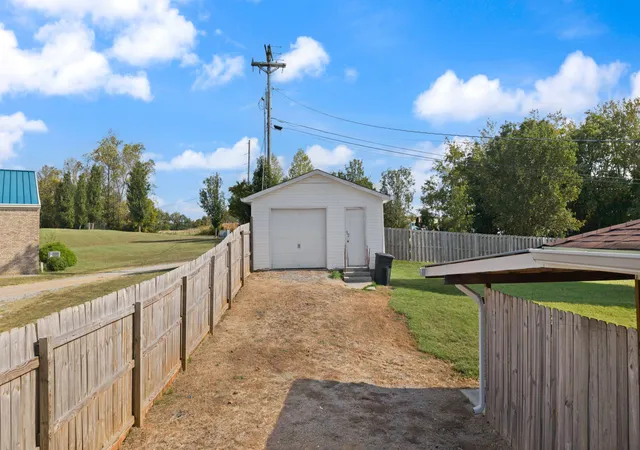 Photo 2 of Sale Pending at 6206 Ky 80, Nancy, KY 42544 | MLS# 26025047 | Listing updated on 2026-09-14