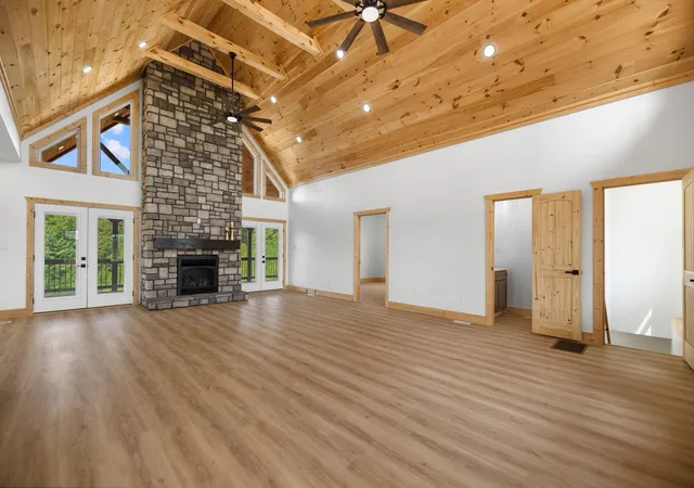 Photo 2 of Single family home for sale at 300 Wildcat Ridge Ln, Rogers, KY 41365 | MLS# 26025098 | Listing updated on 2026-09-11