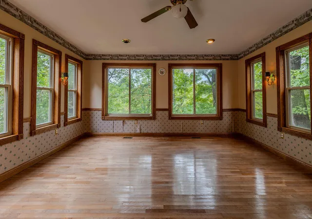 Photo 4 of Sale Pending at 1102 Scenic Dr, Olive Hill, KY 41164 | MLS# 26025147 | Listing updated on 2026-09-16