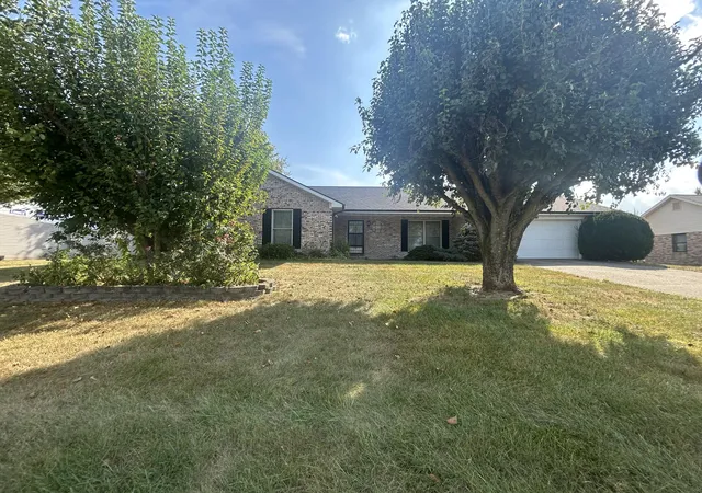 Photo 1 of Single family home for sale at 1014 Hunters Run, Somerset, KY 42501 | MLS# 26025069 | Listing updated on 2026-09-11