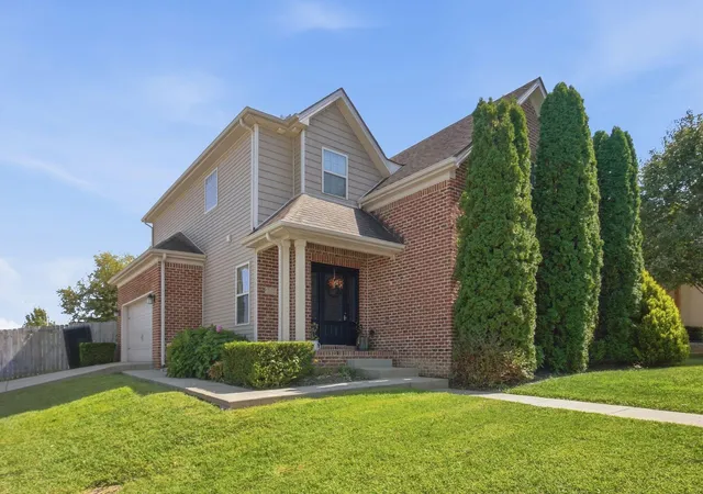Photo 1 of Single family home for sale at 2322 Patchen Wilkes Dr, Lexington, KY 40509 | MLS# 26025143 | Listing updated on 2026-10-13