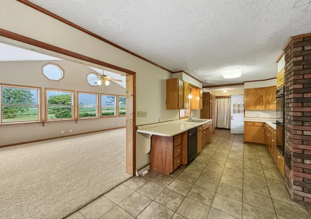 Photo 4 of Single family home for sale at 87 Meadow Ln, Princeton, KY 42445 | MLS# 26025123 | Listing updated on 2026-09-12