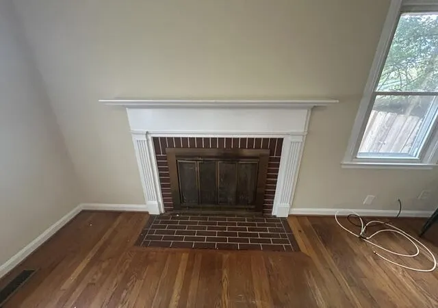 Photo 3 of Single family home for sale at 355 Bob O Link Dr, Lexington, KY 40503 | MLS# 26025083 | Listing updated on 2026-09-13