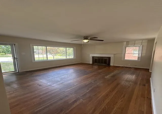 Photo 4 of Single family home for sale at 355 Bob O Link Dr, Lexington, KY 40503 | MLS# 26025083 | Listing updated on 2026-09-13