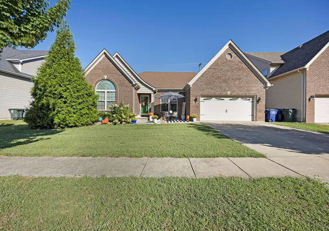 Photo 1 of Single family home for sale at 2465 Fieldrush Rd, Lexington, KY 40511 | MLS# 26025265 | Listing updated on 2026-10-19