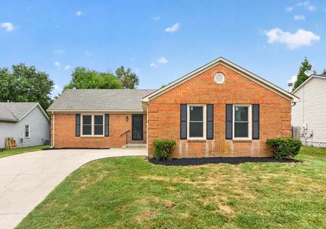 Single family home for sale at 421 Merribrook Ct, Lexington, KY 40503 | MLS# 26025097