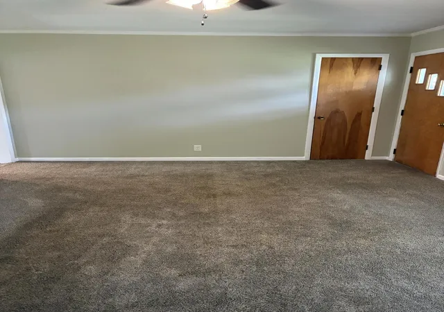 Photo 3 of Sale Pending at 120 Maple Dr, Paducah, KY 42003 | MLS# 26025253 | Listing updated on 2026-09-19