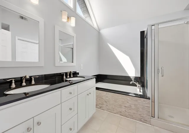 Photo 3 of Single family home for sale at 3889 Barnard Dr, Lexington, KY 40509 | MLS# 26025781 | Listing updated on 2026-10-21