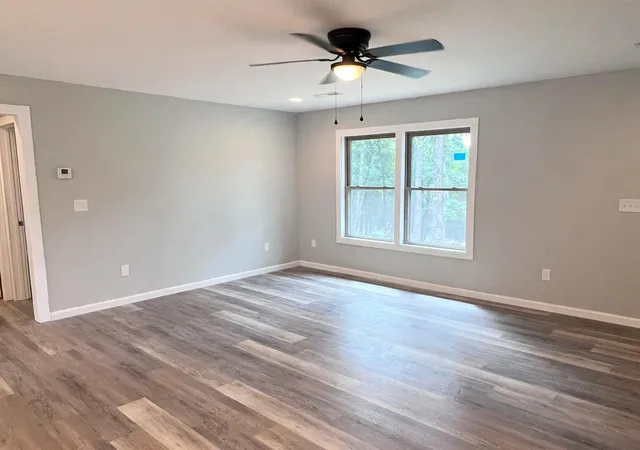 Photo 2 of Single family home for sale at 114 Boilermaker Rd, Cadiz, KY 42211 | MLS# 26025107 | Listing updated on 2026-09-11