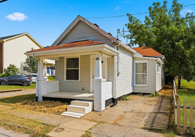Photo 1 of Single family home for sale at 271 E 4th Street, Lexington, KY 40508 | MLS# 26025234 | Listing updated on 2026-09-14