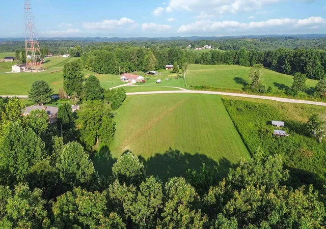 Photo 3 of Land for sale at 10404 Ky 1675, Somerset, KY 42501 | MLS# 26025117 | Listing updated on 2026-09-11