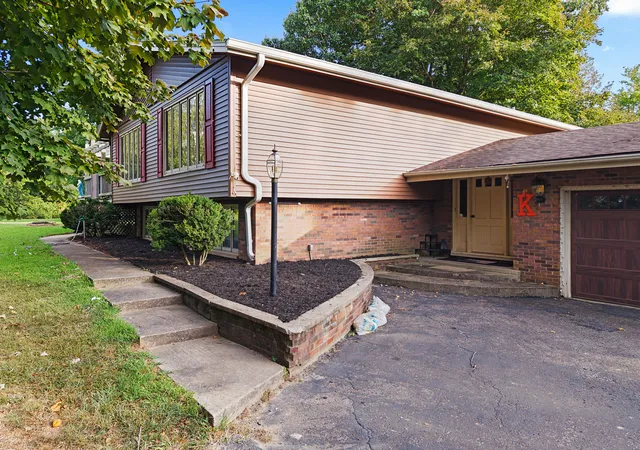 Photo 1 of Single family home for sale at 442 Rule Shack Rd, Mayfield, KY 42066 | MLS# 26025463 | Listing updated on 2026-09-30