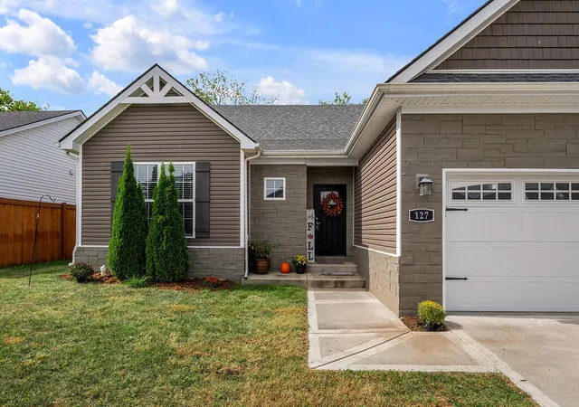 Photo 1 of Single family home for sale at 127 Bill Perkins Ln, Georgetown, KY 40324 | MLS# 26025129 | Listing updated on 2026-10-12