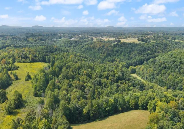 Photo 1 of Land for sale at 7 Snow Rd, Middleburg, KY 42541 | MLS# 26025145 | Listing updated on 2026-09-12