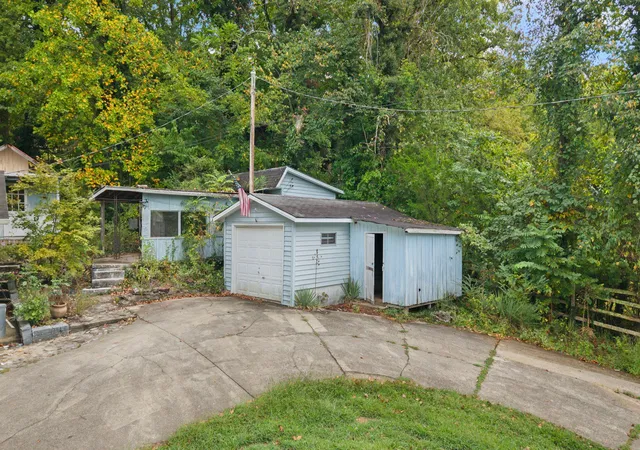 Photo 3 of Single family home for sale at 80 Pine Tree Dr, Burnside, KY 42519 | MLS# 26025154 | Listing updated on 2026-09-12