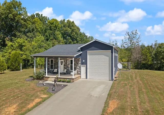 Photo 2 of Single family home for sale at 64 Alexandra Dr, Nancy, KY 42544 | MLS# 26025156 | Listing updated on 2026-09-12
