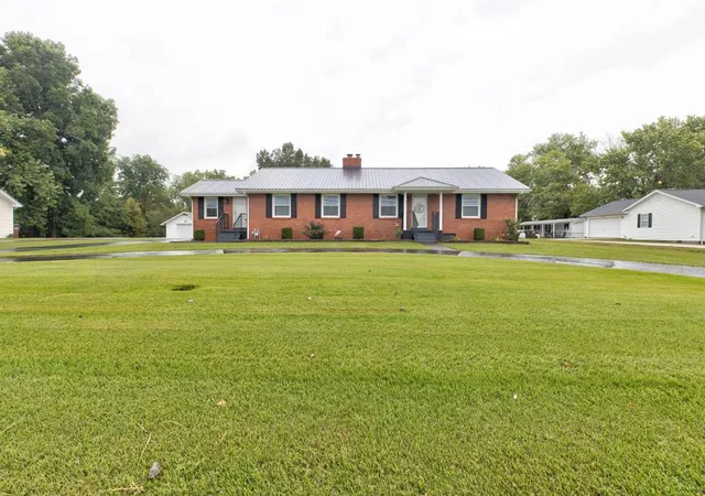 Photo 4 of Sale Pending at 4619 Camargo Rd, Camargo, KY 40353 | MLS# 26025159 | Listing updated on 2026-09-13