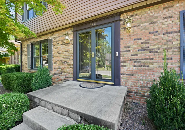 Photo 2 of Single family home for sale at 3411 Pimlico Pkwy, Lexington, KY 40517 | MLS# 26025823 | Listing updated on 2026-10-14