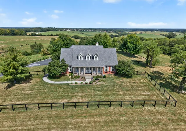 Photo 3 of Single family home for sale at 598 Victoria Way, Georgetown, KY 40324 | MLS# 26026266 | Listing updated on 2026-10-13