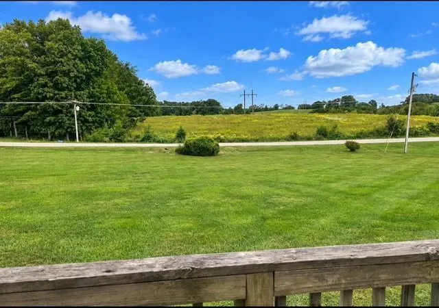 Photo 2 of Single family home for sale at 6401 Mt Zion Rd, East Bernstadt, KY 40729 | MLS# 26025164 | Listing updated on 2026-09-23
