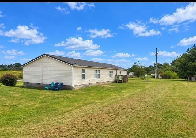 Photo 3 of Single family home for sale at 6401 Mt Zion Rd, East Bernstadt, KY 40729 | MLS# 26025164 | Listing updated on 2026-09-23