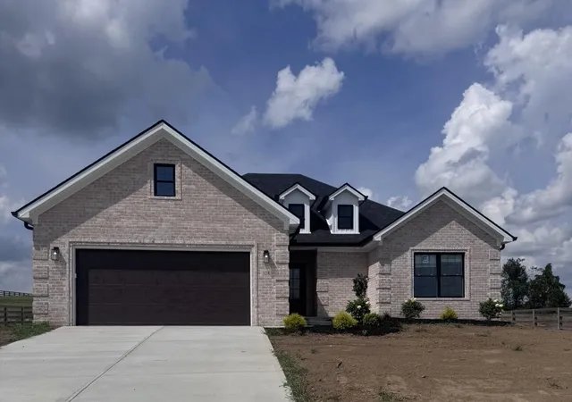 Photo 1 of Single family home for sale at 328 Wolverine Way, Richmond, KY 40475 | MLS# 26025177 | Listing updated on 2026-09-14