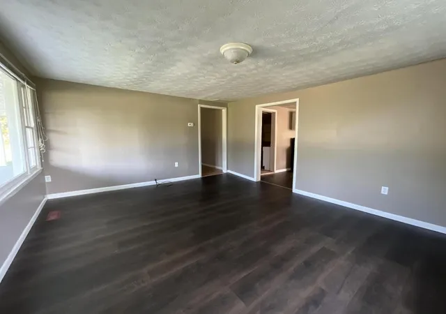 Photo 4 of Sale Pending at 3745 W Highway 635, Science Hill, KY 42553 | MLS# 26025185 | Listing updated on 2026-09-18