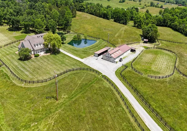 Photo 3 of Single family home for sale at 2604 Boyers Chapel Rd, Sadieville, KY 40370 | MLS# 26025219 | Listing updated on 2026-09-14