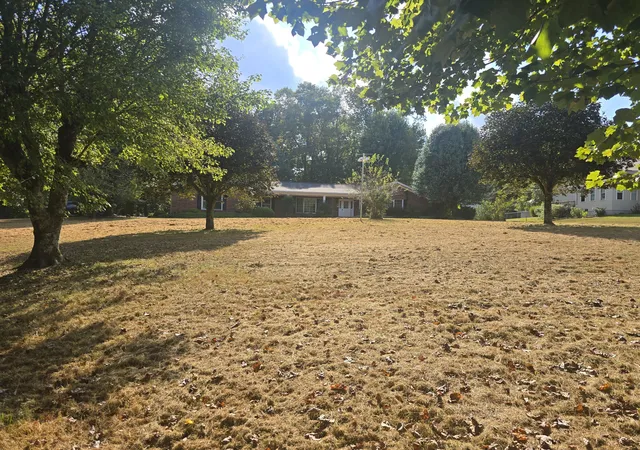 Photo 1 of Sale Pending at 907 Court Rd, London, KY 40744 | MLS# 26025218 | Listing updated on 2026-09-14