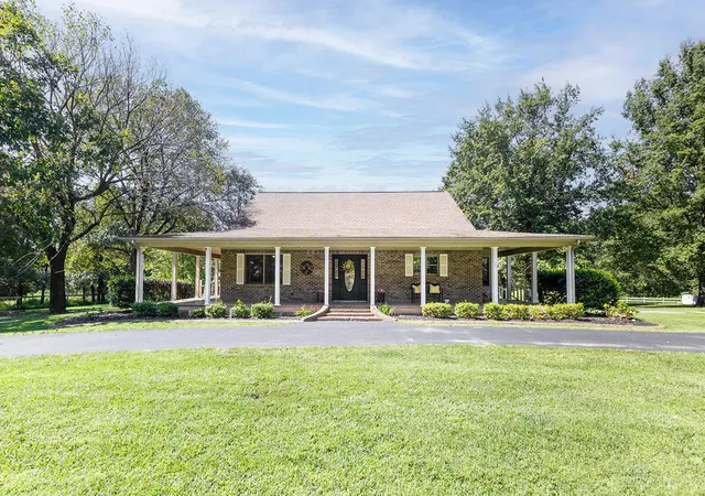 Single family home for sale at 3100 Old Dukedom Rd, Mayfield, KY 42066 | MLS# 26025561