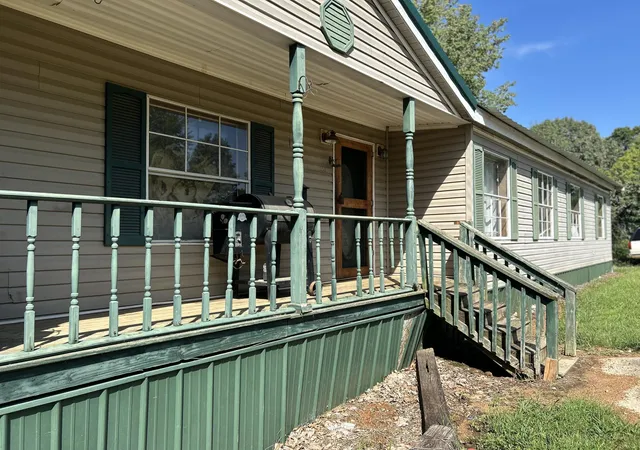 Photo 3 of Single family home for sale at 553 Borden Rd, Wickliffe, KY 42087 | MLS# 26025263 | Listing updated on 2026-09-14