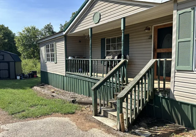 Photo 3 of Single family home for sale at 553 Borden Rd, Wickliffe, KY 42087 | MLS# 26025263 | Listing updated on 2026-09-14