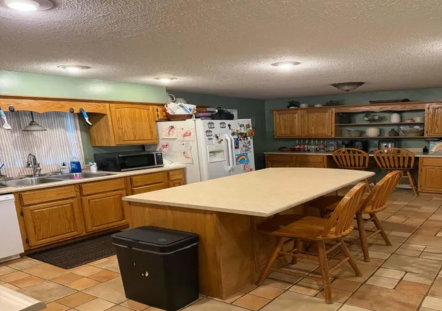 Photo 3 of Single family home for sale at 165 Preston, Paintsville, KY 41240 | MLS# 26025220 | Listing updated on 2026-09-15