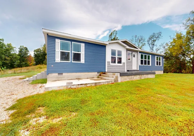 Photo 1 of Single family home for sale at 5761 Brown Ridge Rd, Morehead, KY 40351 | MLS# 26025262 | Listing updated on 2026-09-14