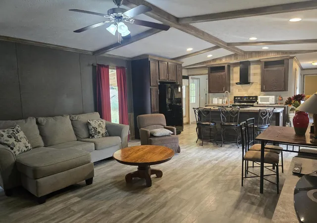 Photo 1 of Single family home for sale at 53 Warbler Ct, Eddyville, KY 42038 | MLS# 26025515 | Listing updated on 2026-09-16