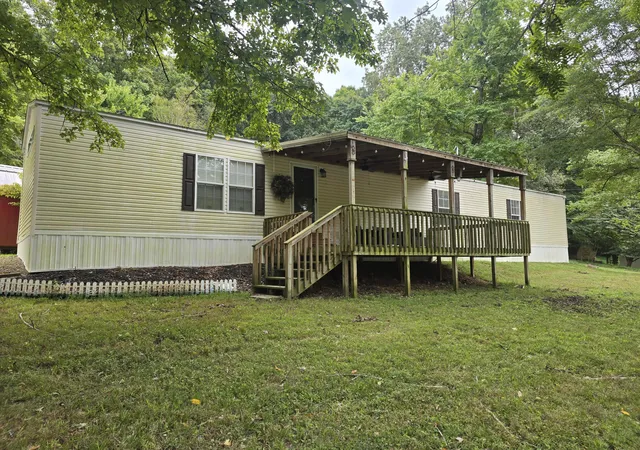 Photo 1 of Single family home for sale at 53 Warbler Ct, Eddyville, KY 42038 | MLS# 26025515 | Listing updated on 2026-09-16
