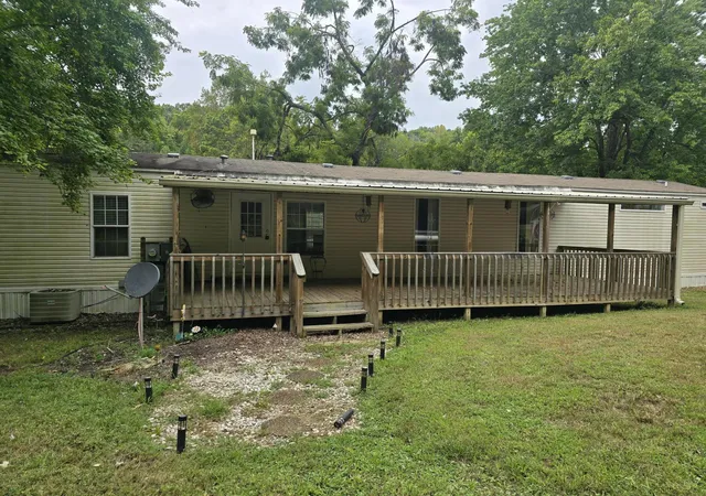 Photo 2 of Single family home for sale at 53 Warbler Ct, Eddyville, KY 42038 | MLS# 26025515 | Listing updated on 2026-09-16